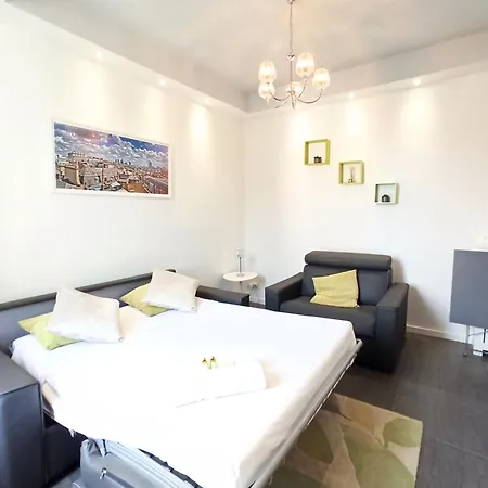 Viva Riviera Large 1 Bedroom Palais Hoche Apartment Cannes